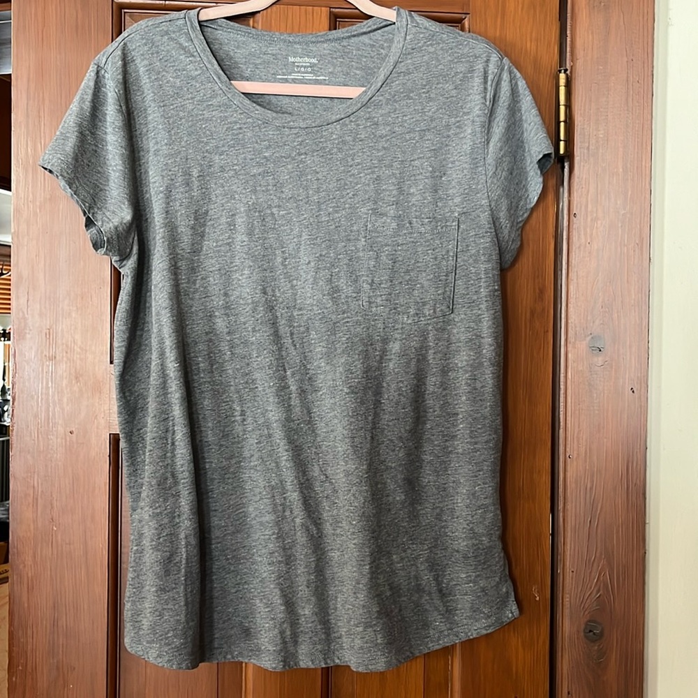 Maternity tshirt Size L